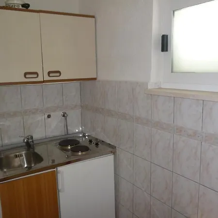 Apartman Mira Neum